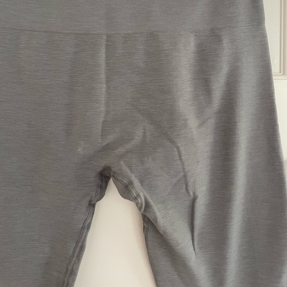 Alphalete Amplify Light Grey - Picture 5 of 10